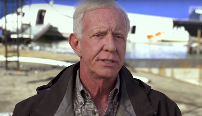 captain chesley sullenberger in a promotional image for the movie sully