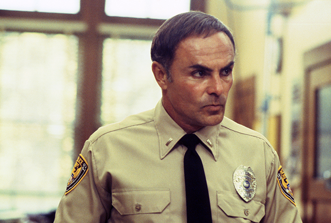 John Saxon as Lt. Thompson. John Saxon as Lt. Thompson.
