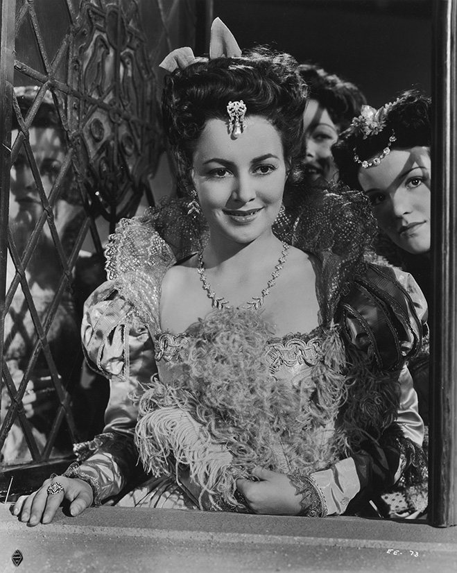 Olivia de Havilland - The Private Lives of Elizabeth and Essex (1939)